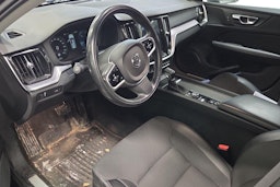 musta Volvo V60 2019 kuva 3.