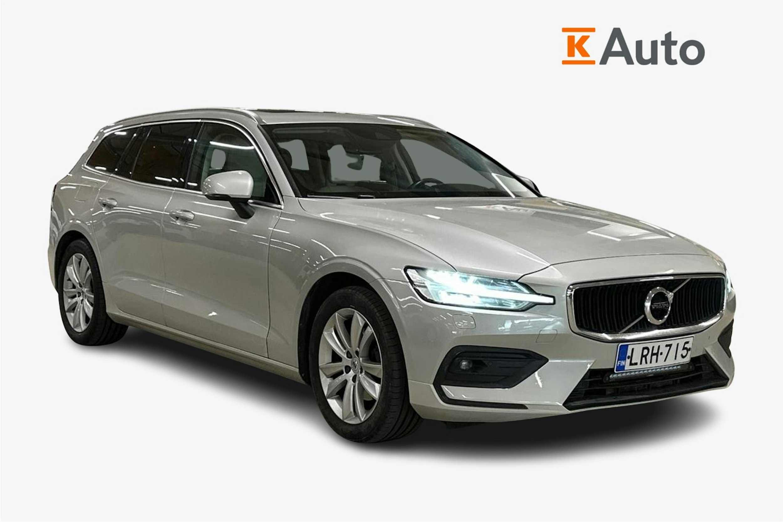 harmaa Volvo V60 2019 kuva 1.