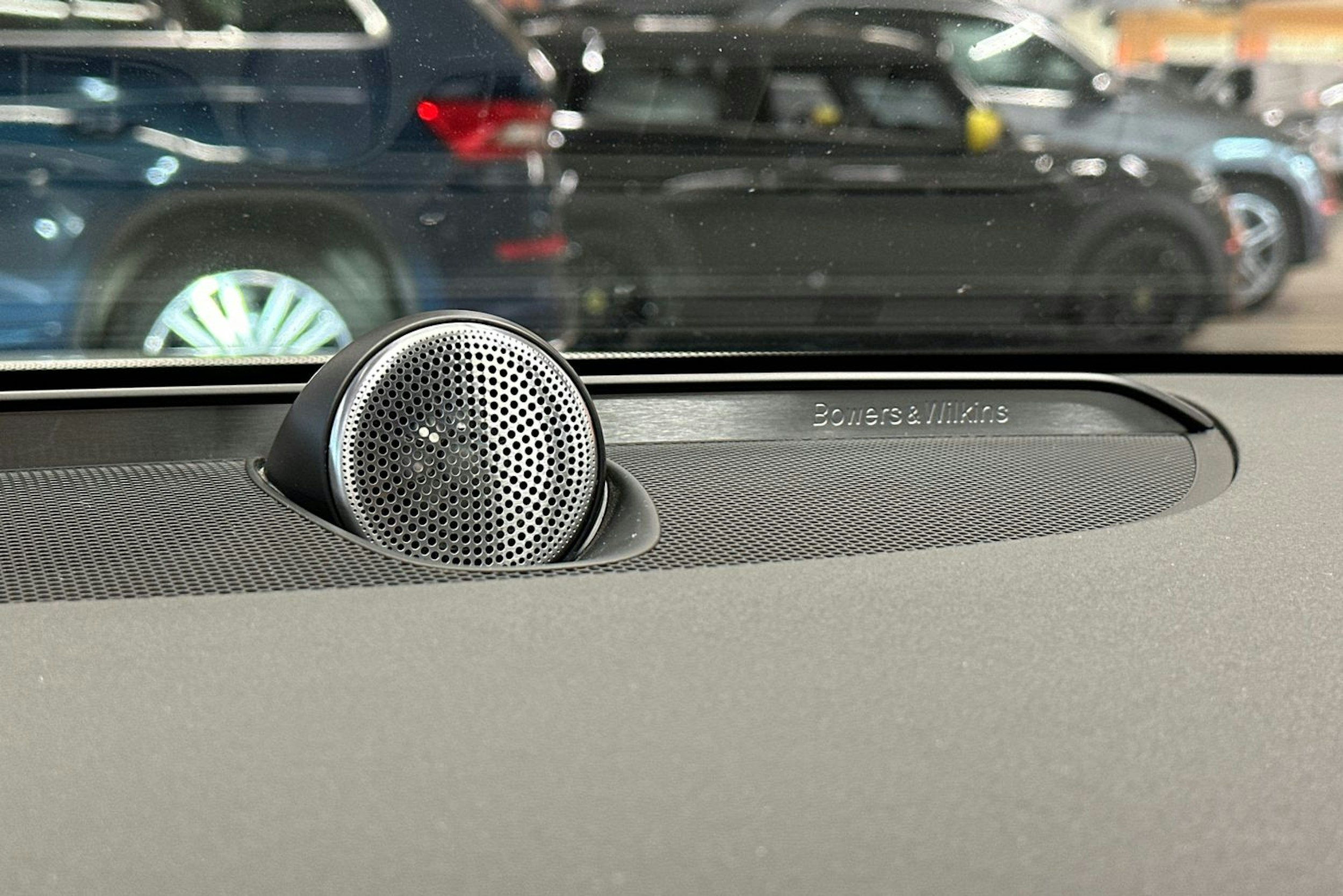 harmaa Volvo V60 2019 kuva 21.