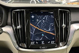 harmaa Volvo V60 2019 kuva 24.
