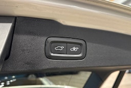harmaa Volvo V60 2019 kuva 38.