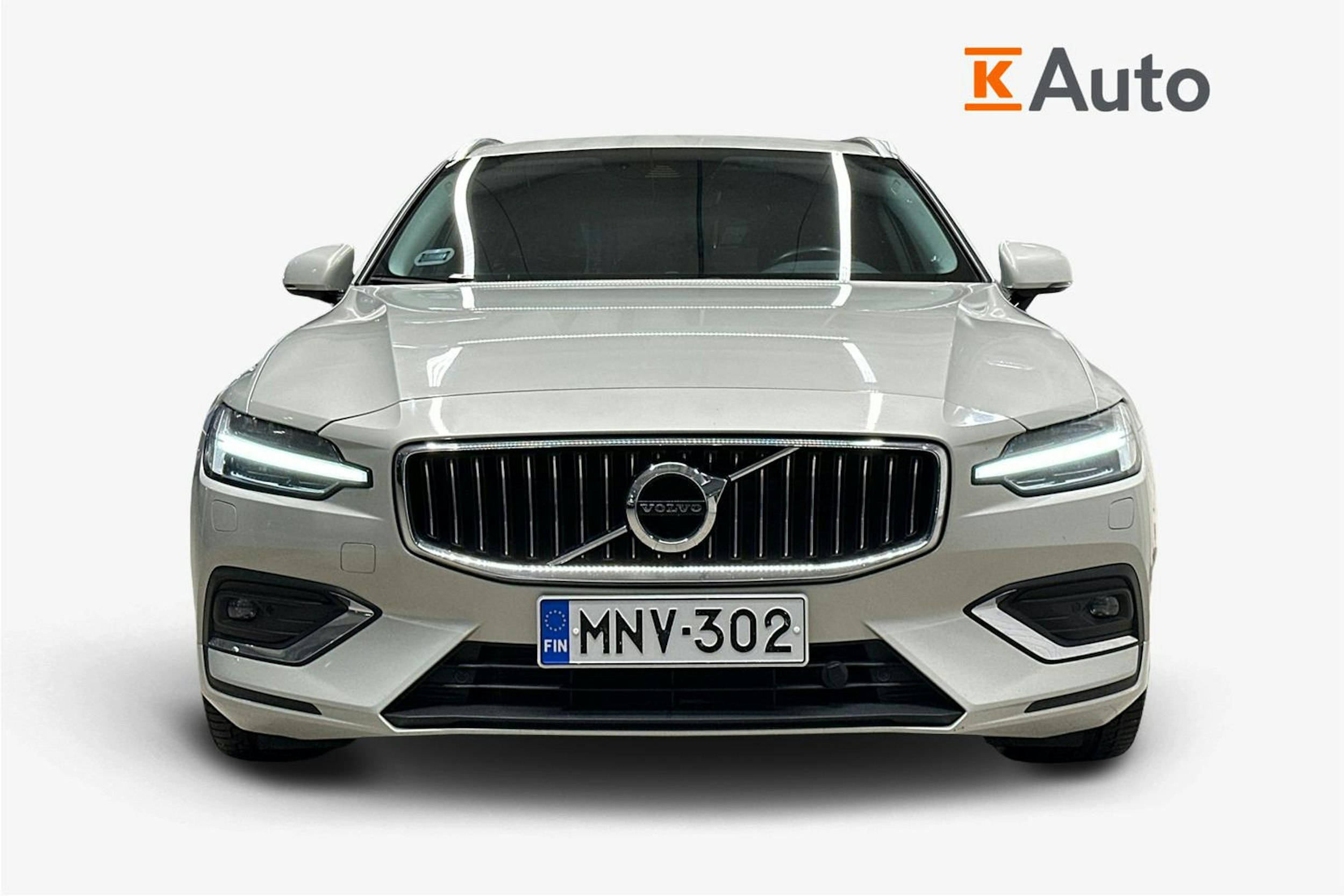 Harmaa Volvo V60 2019 kuva 5.