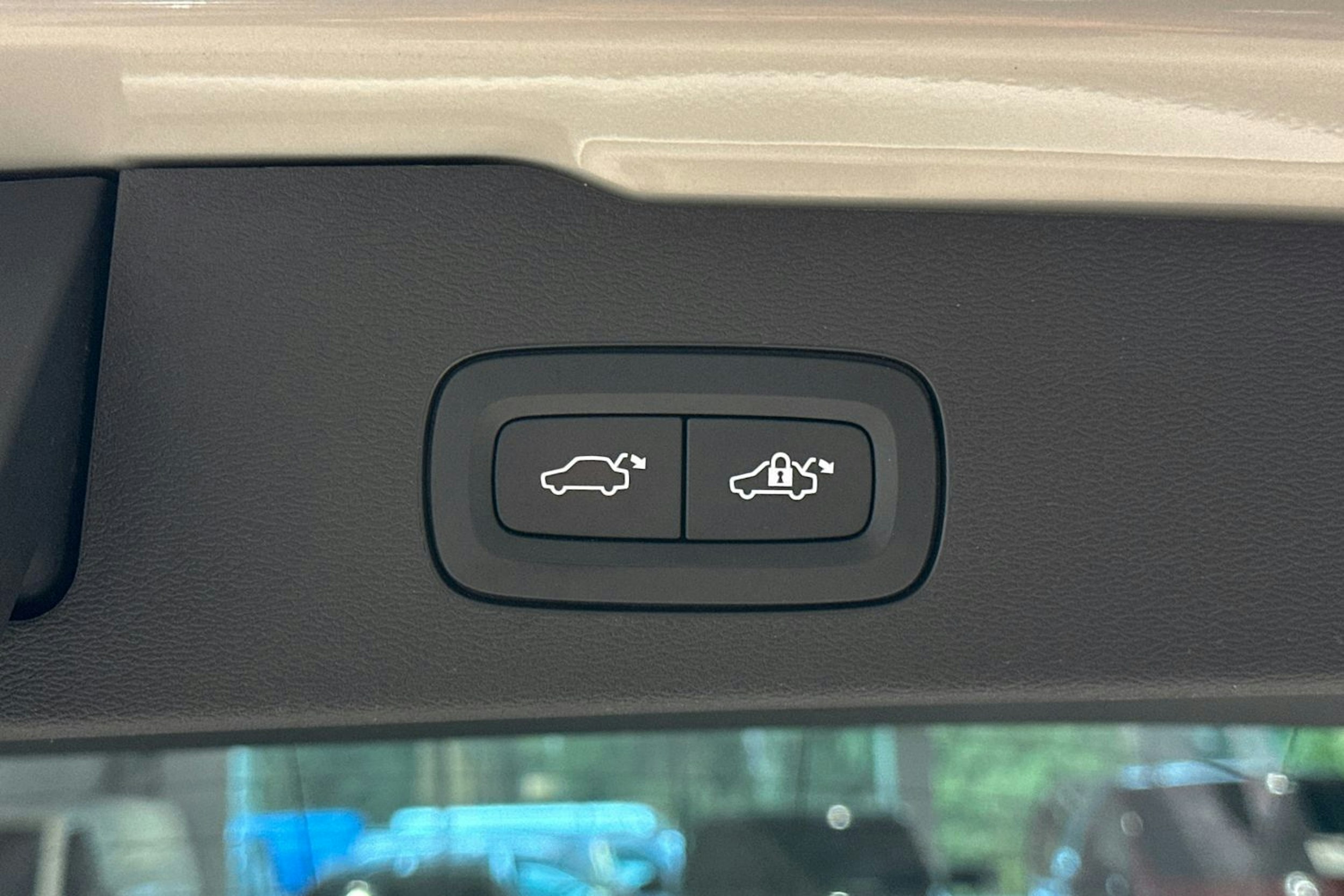 Harmaa Volvo V60 2019 kuva 27.