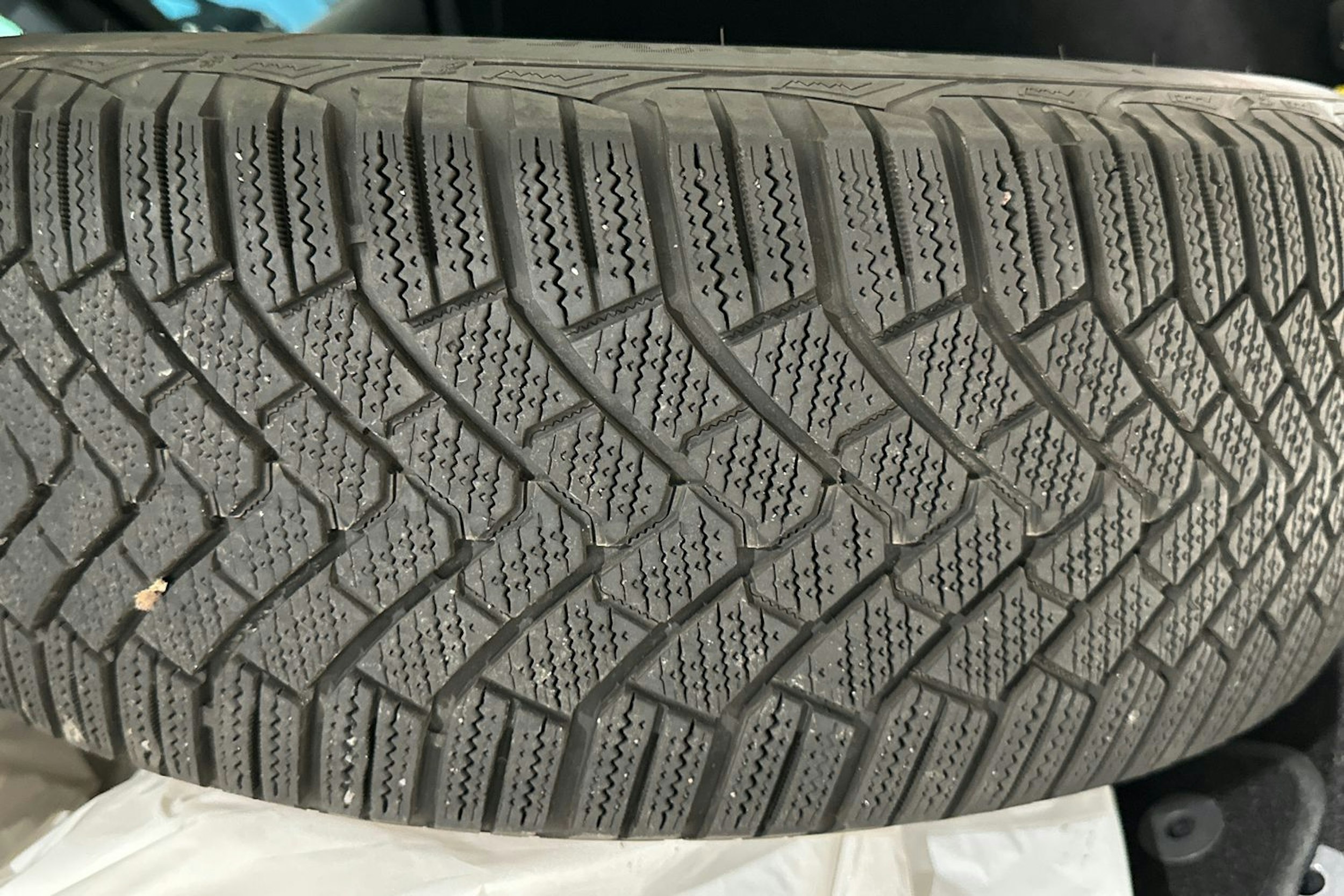 Harmaa Volvo V60 2019 kuva 29.