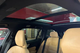 Musta Volvo V60 2019 kuva 11.