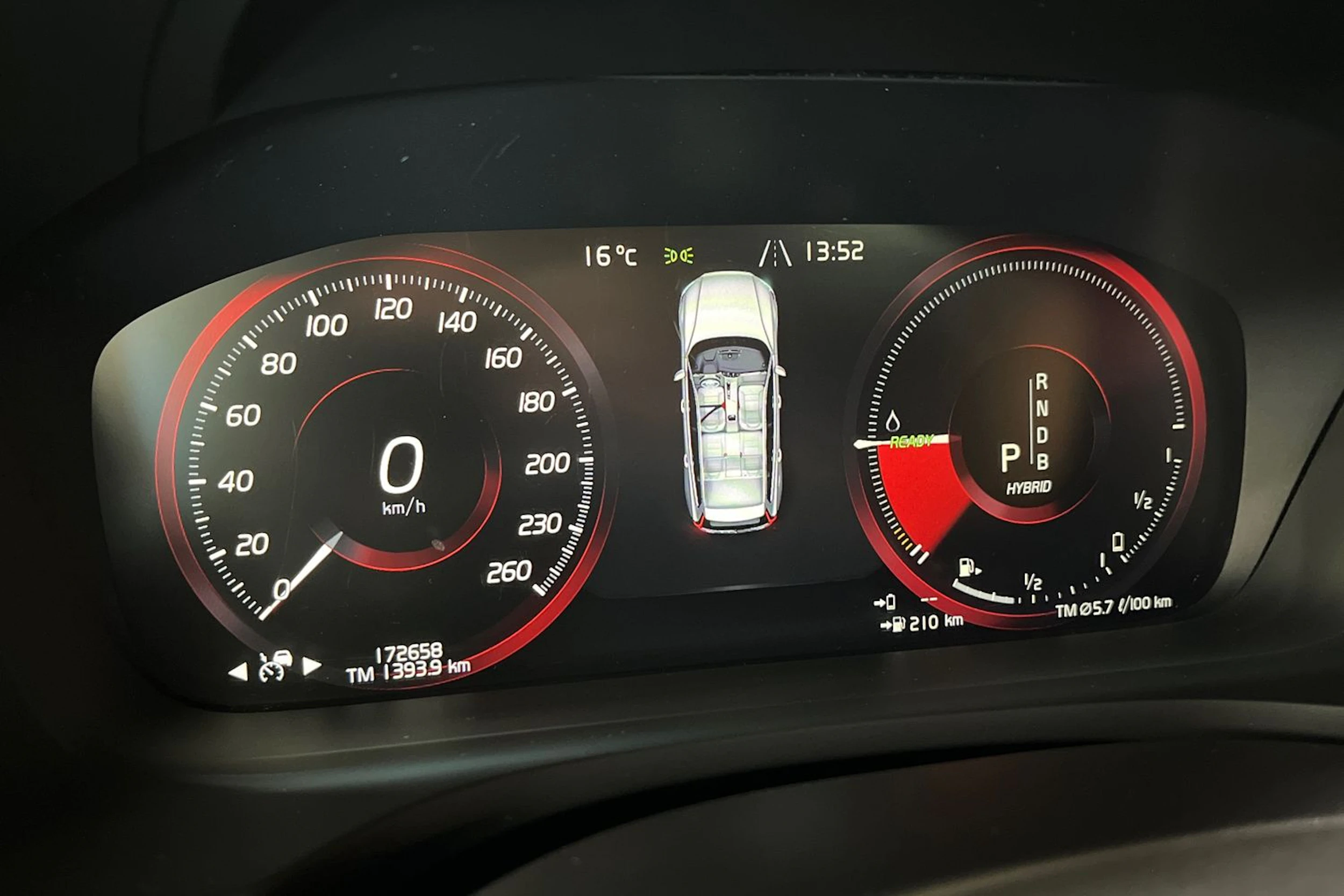 Musta Volvo V60 2019 kuva 14.