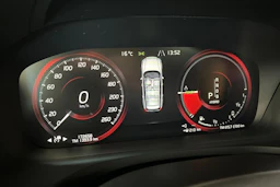 Musta Volvo V60 2019 kuva 14.