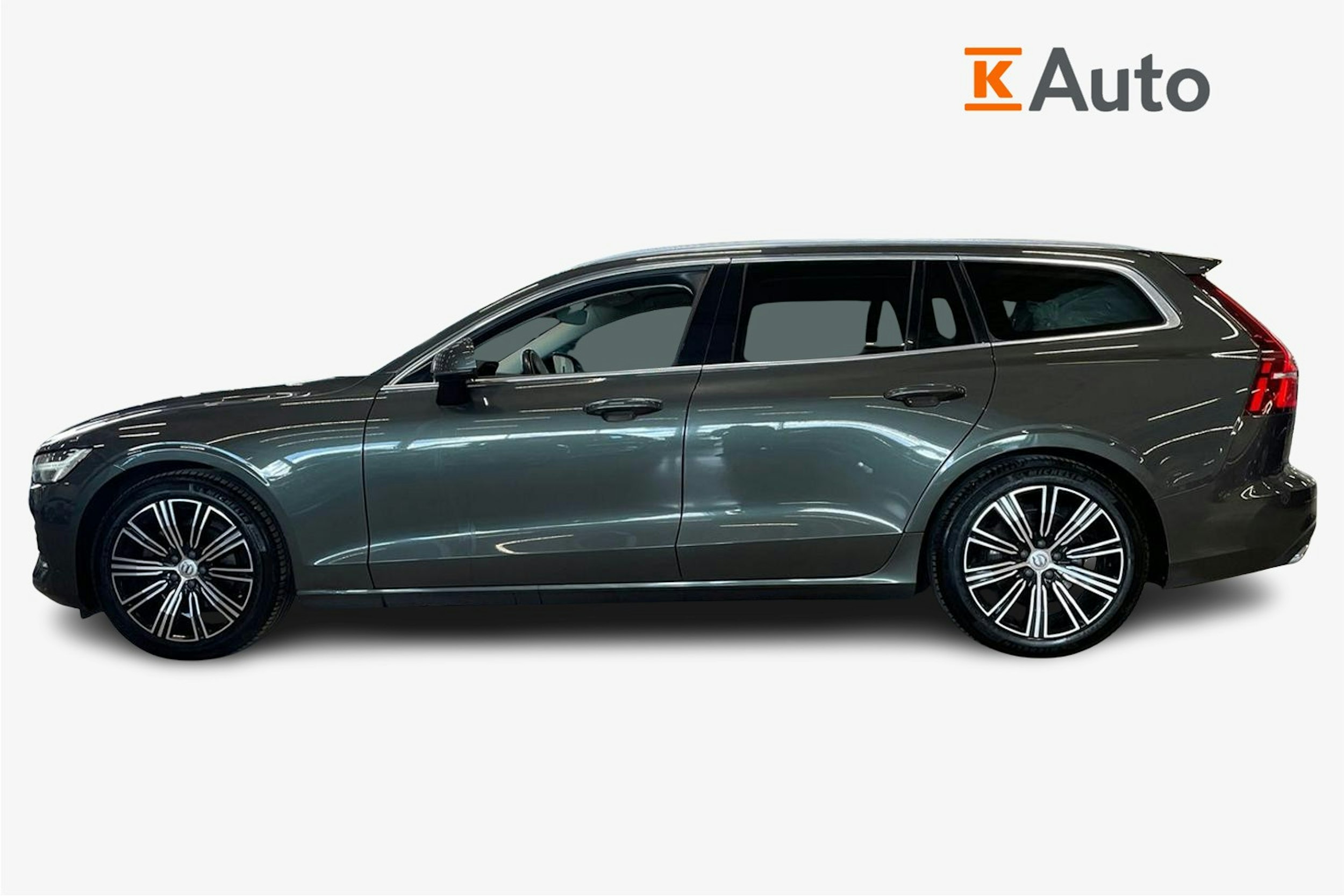harmaa Volvo V60 2019 kuva 6.