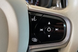 harmaa Volvo V60 2019 kuva 17.