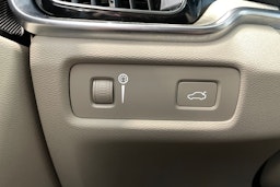 harmaa Volvo V60 2019 kuva 20.