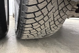 harmaa Volvo V60 2019 kuva 14.