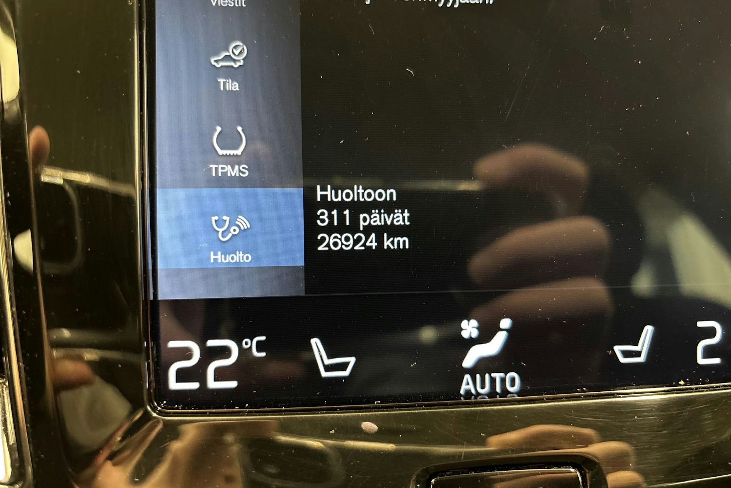 harmaa Volvo V60 2019 kuva 25.