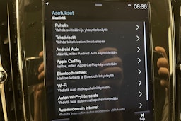 harmaa Volvo V60 2019 kuva 26.