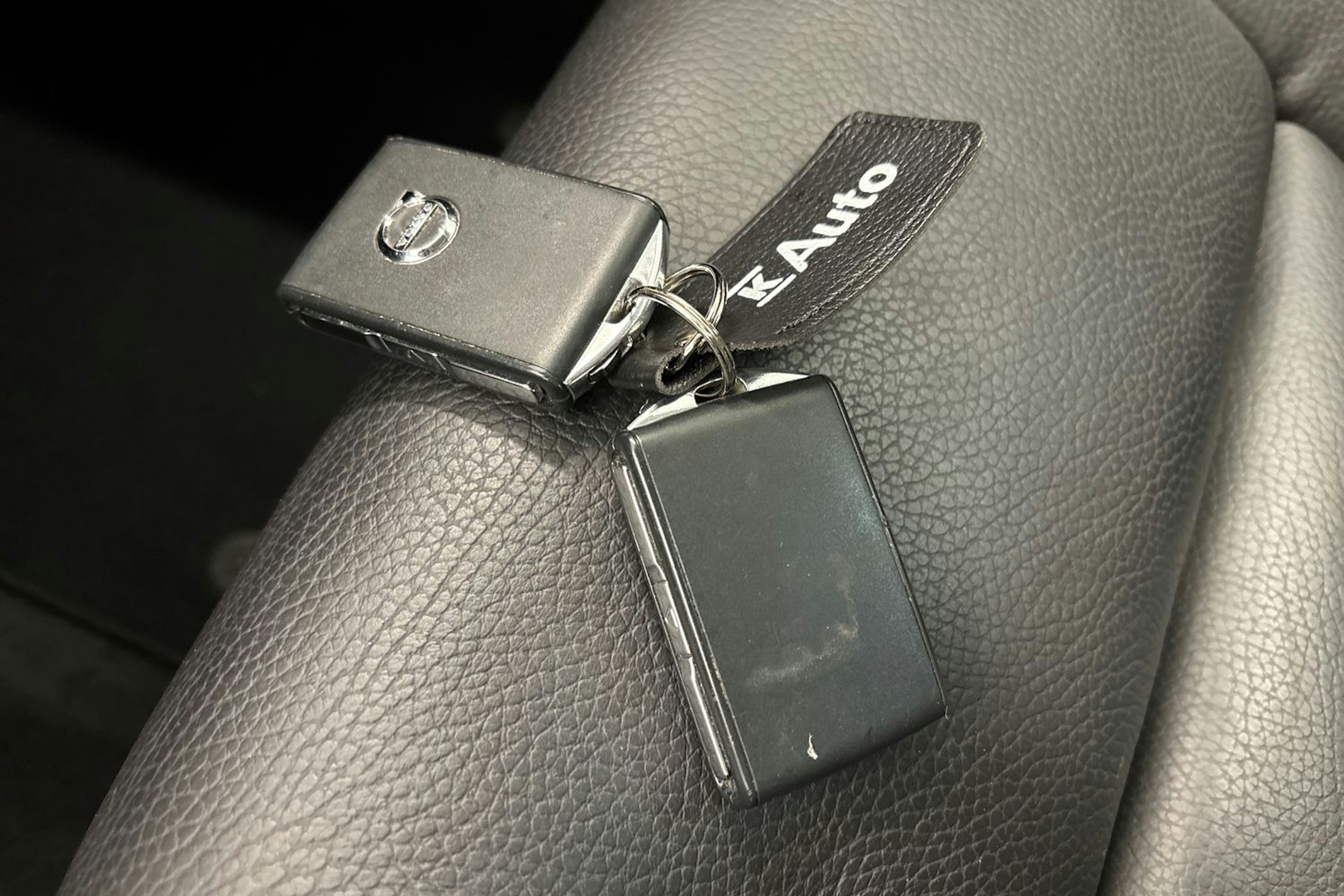 harmaa Volvo V60 2019 kuva 27.