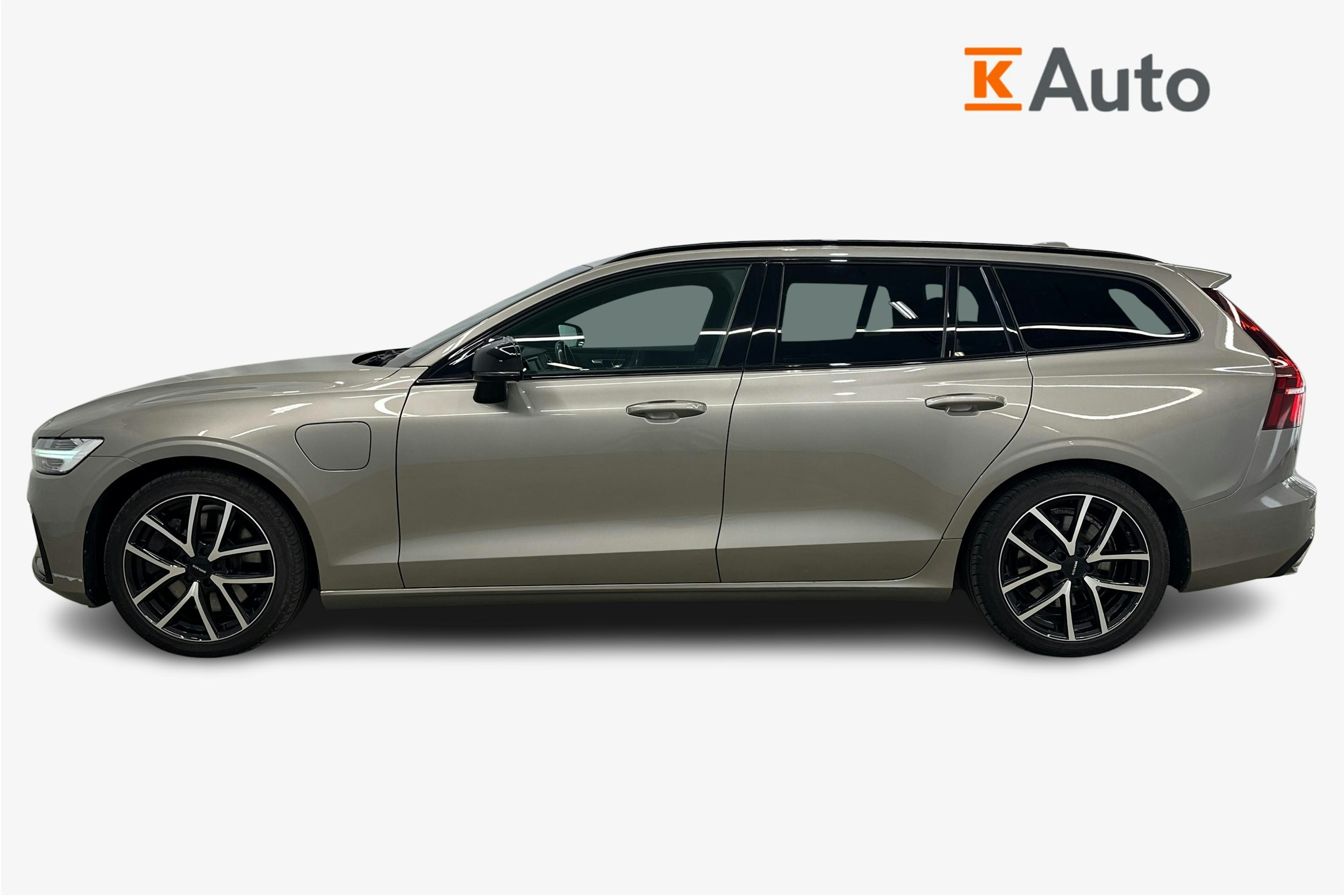 ruskea (beige) Volvo V60 2019 kuva 6.