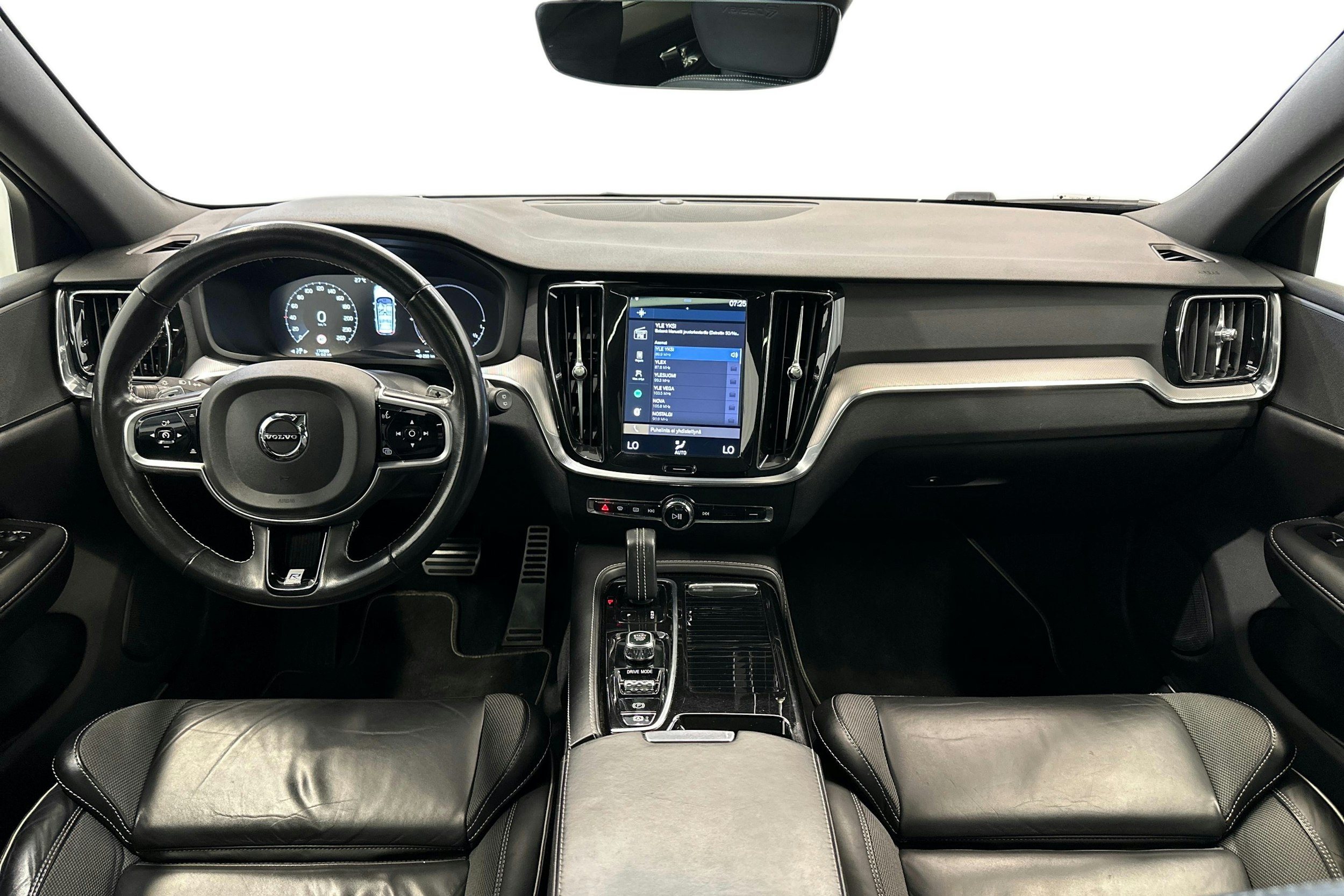 ruskea (beige) Volvo V60 2019 kuva 9.