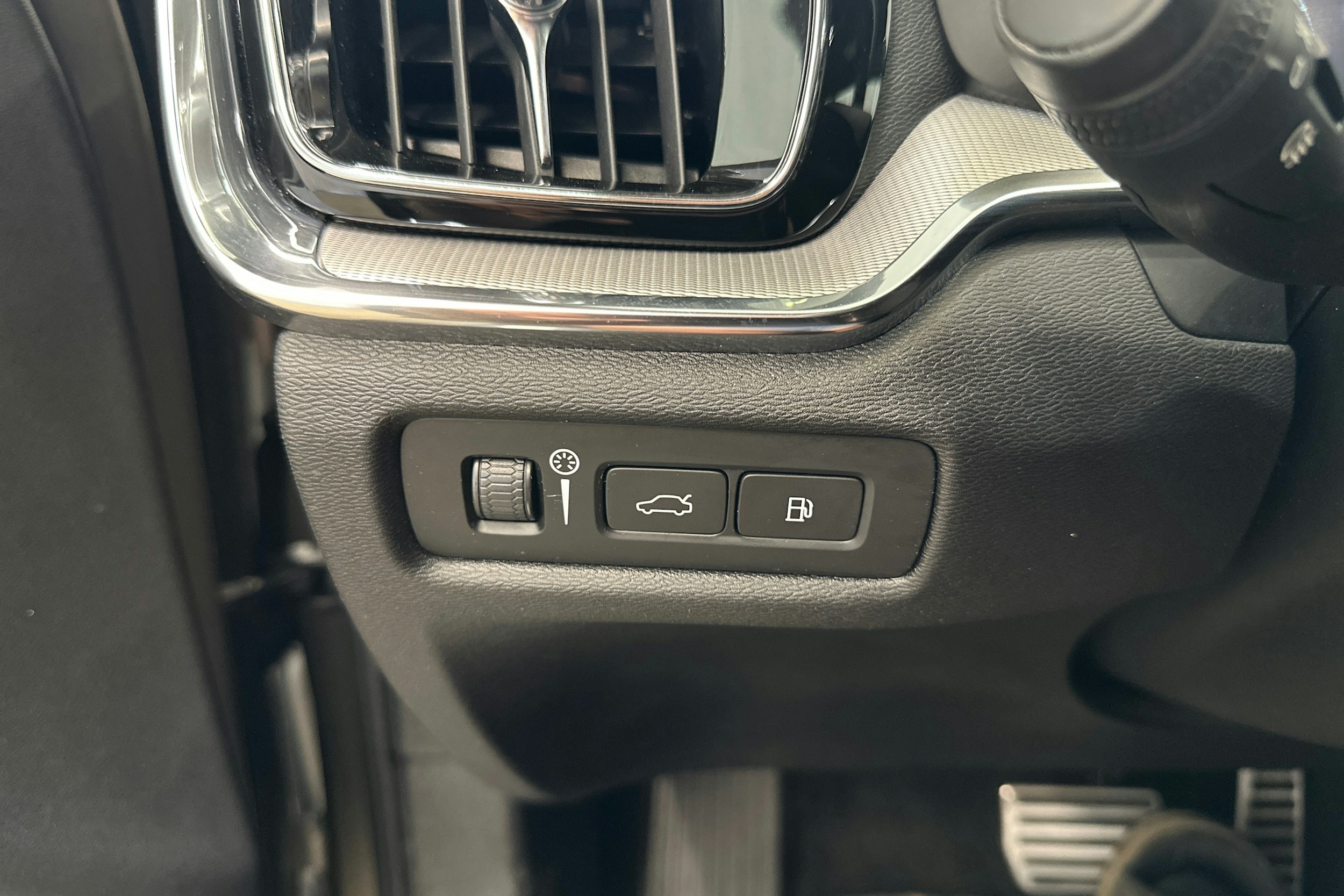 ruskea (beige) Volvo V60 2019 kuva 23.
