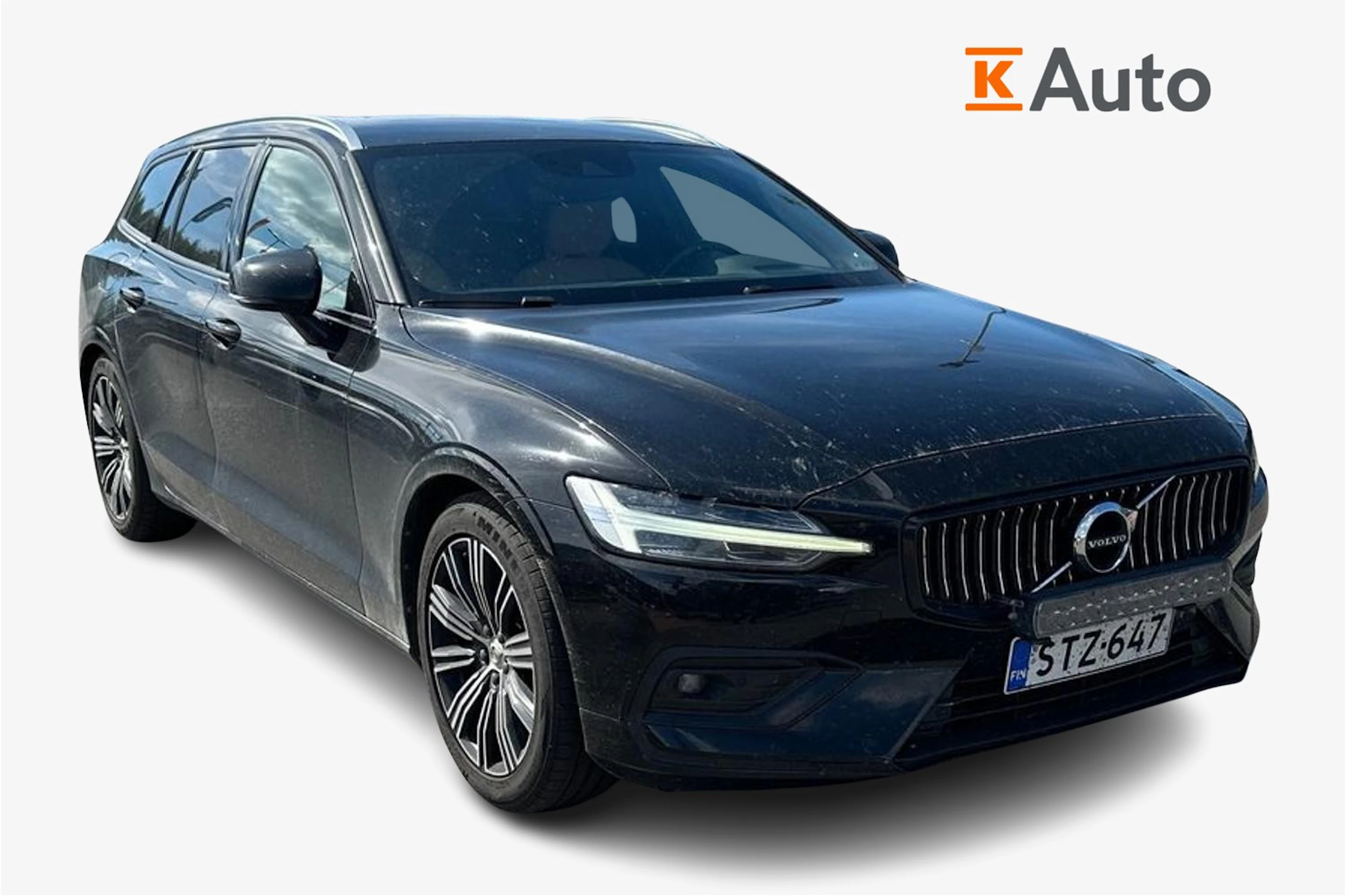 musta Volvo V60 2019 kuva 1.
