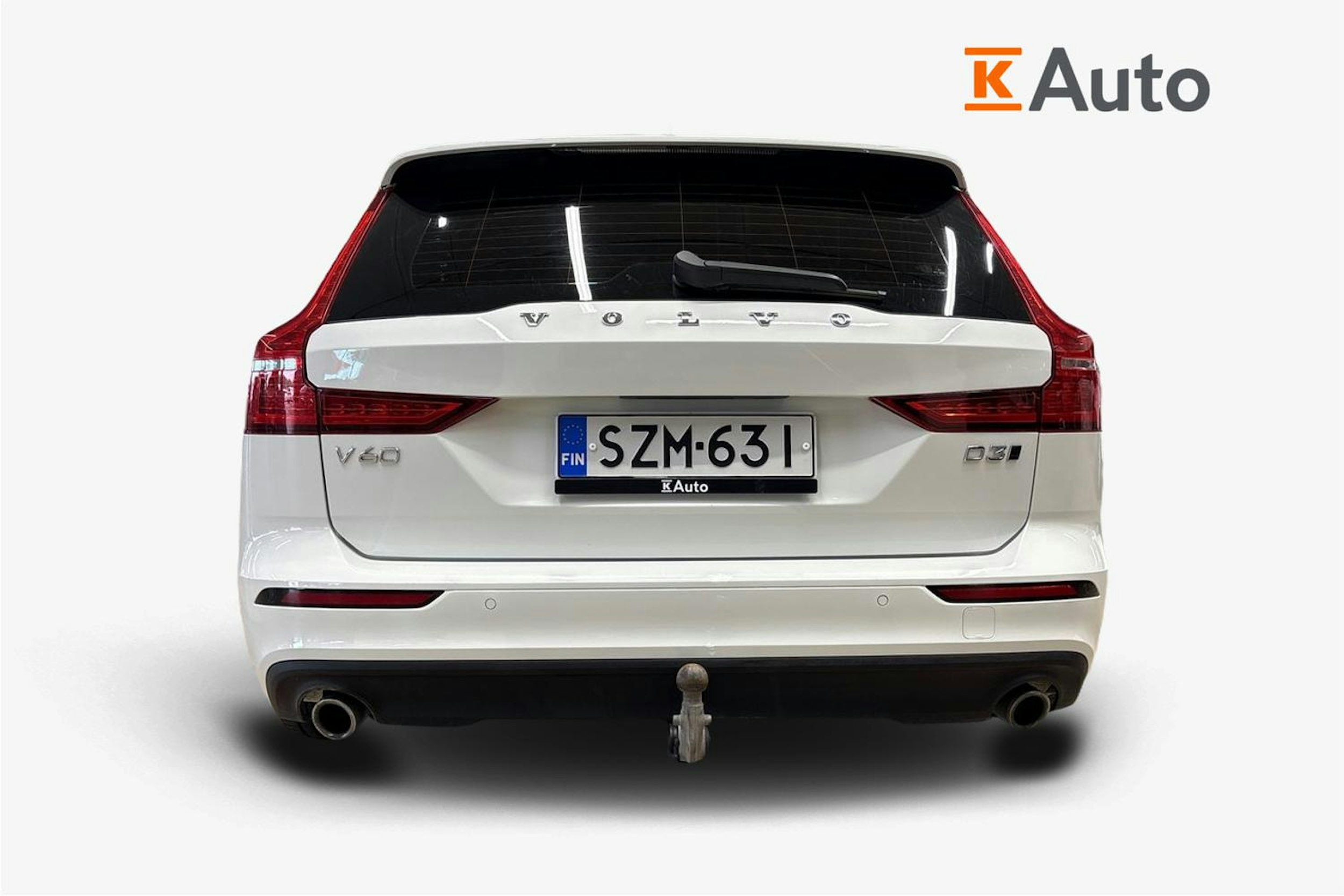valkoinen Volvo V60 2019 kuva 3.