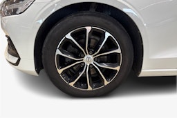 valkoinen Volvo V60 2019 kuva 11.
