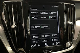 valkoinen Volvo V60 2019 kuva 24.