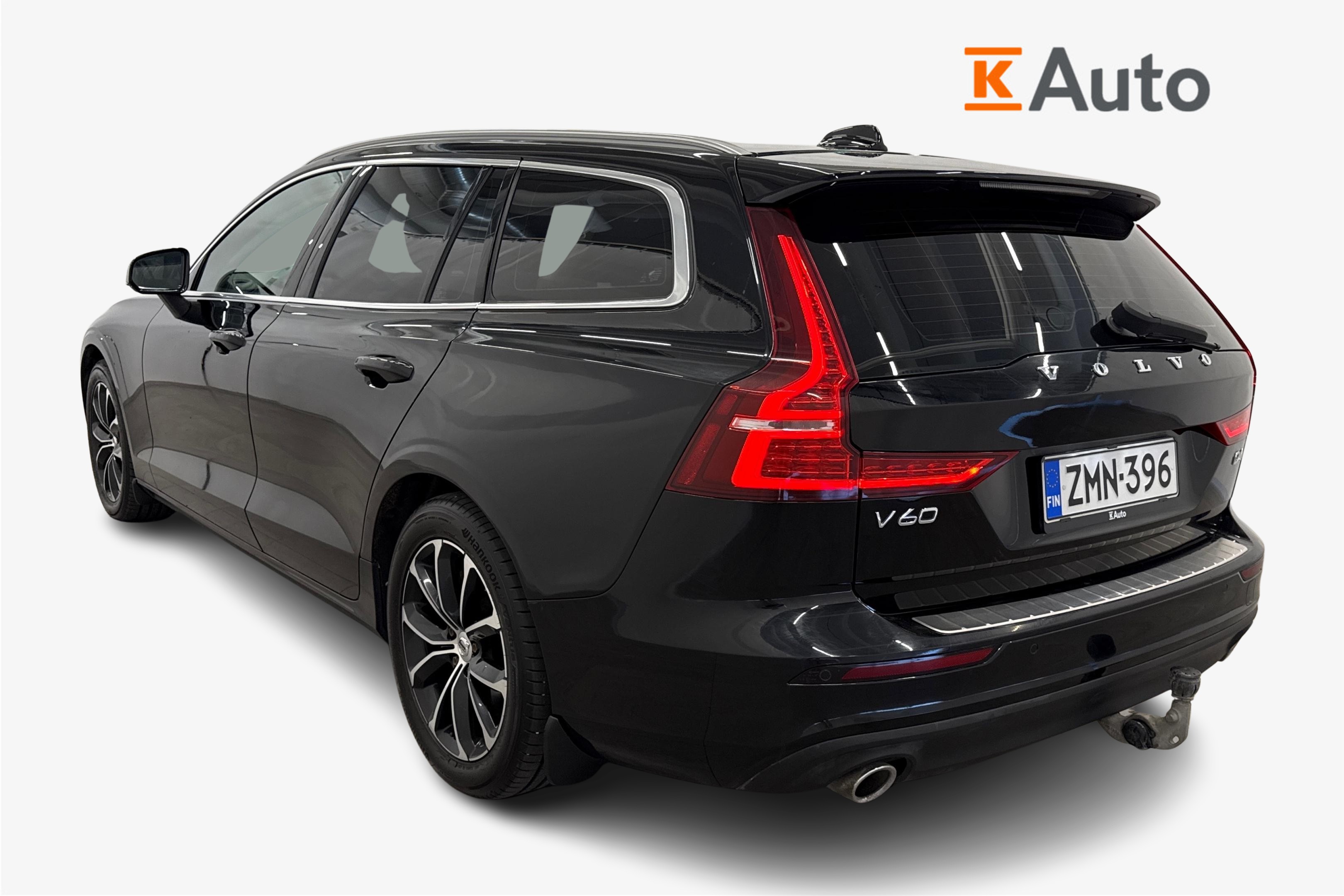 Volvo V60 D4 Business aut 2019, bild 2/18