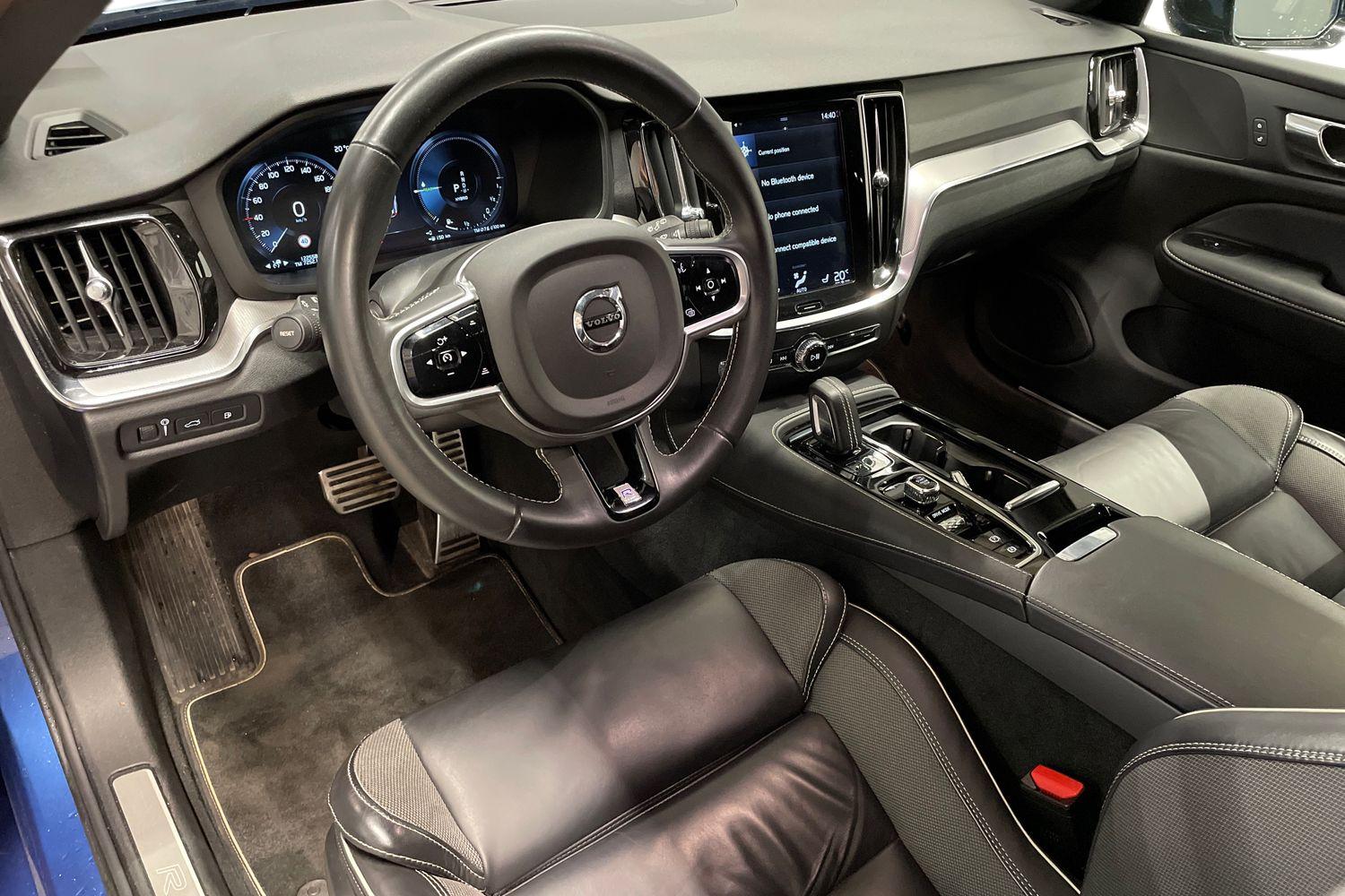 Volvo V60 T8 TwE AWD R-Design aut 2020, photo 6/26
