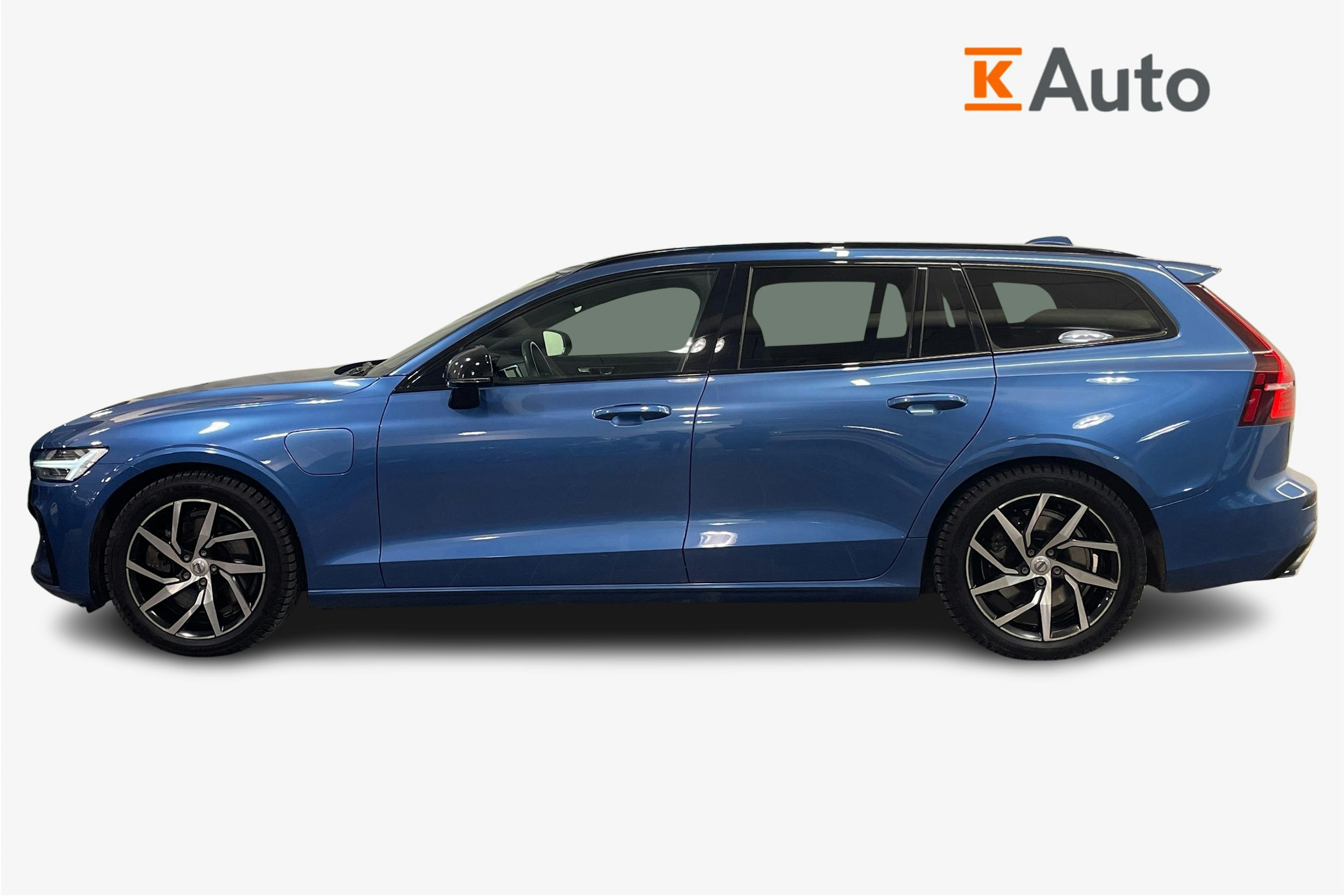 met. sininen Volvo V60 2020 kuva 6.