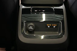 harmaa Volvo V60 2020 kuva 18.