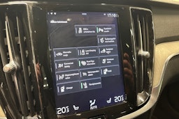 musta Volvo V60 2020 kuva 20.