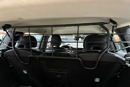valkoinen Volvo V60 2020 kuva 28.