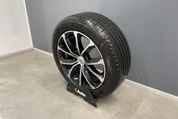 valkoinen Volvo V60 2020 kuva 14.