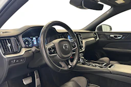 valkoinen Volvo V60 2020 kuva 3.