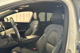 valkoinen Volvo V60 2020 kuva 4.