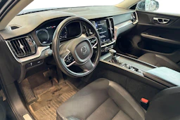 harmaa Volvo V60 2020 kuva 3.