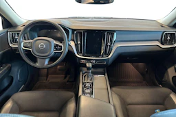 harmaa Volvo V60 2020 kuva 9.