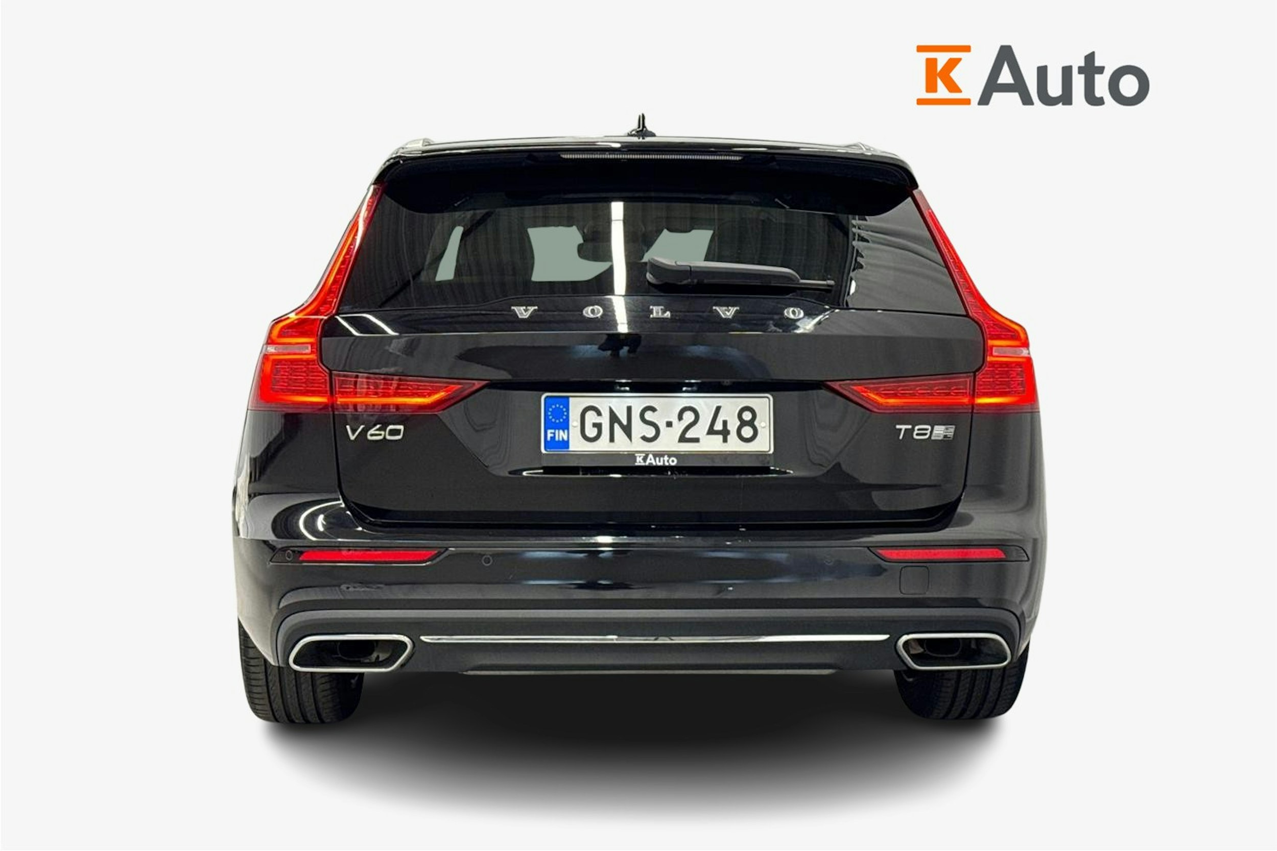 musta Volvo V60 2020 kuva 3.
