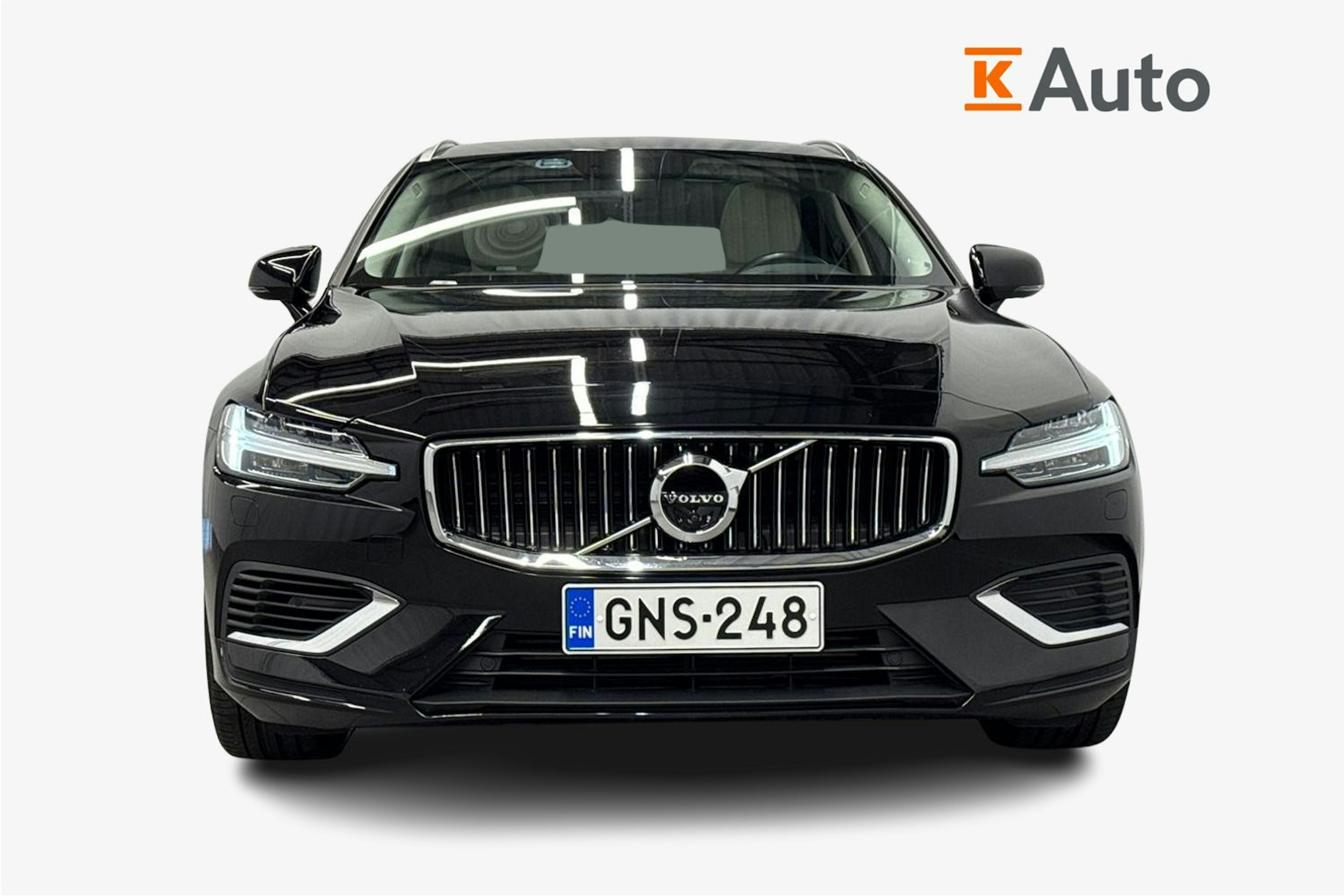 musta Volvo V60 2020 kuva 5.