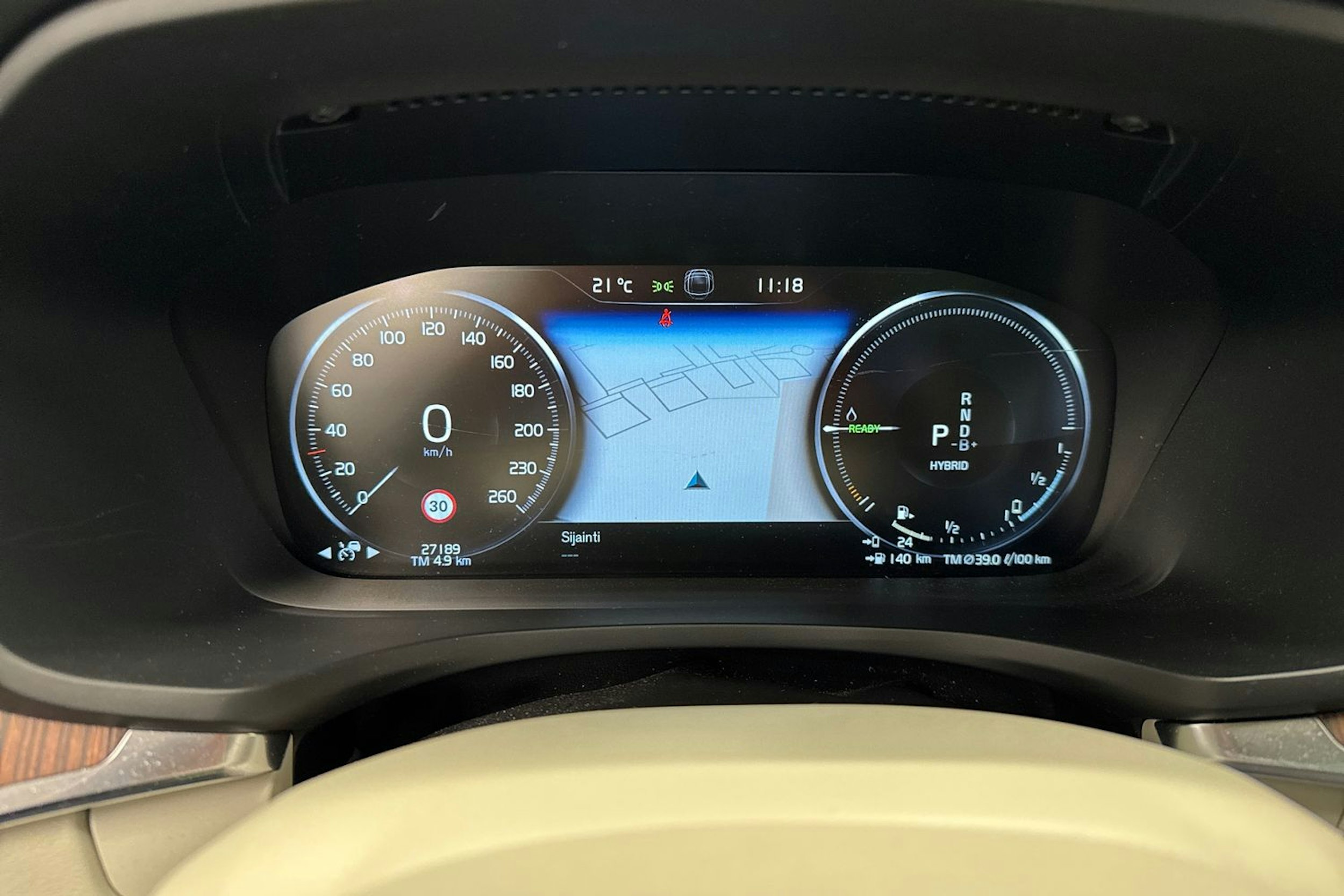 musta Volvo V60 2020 kuva 17.