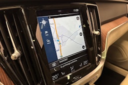 musta Volvo V60 2020 kuva 21.