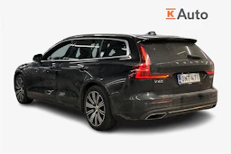 musta Volvo V60 2020 kuva 2.
