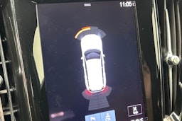 musta Volvo V60 2020 kuva 23.