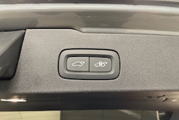 harmaa Volvo V60 2020 kuva 24.