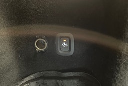 harmaa Volvo V60 2020 kuva 25.