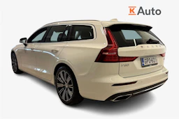 valkoinen Volvo V60 2021 kuva 2.