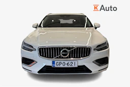 valkoinen Volvo V60 2021 kuva 4.