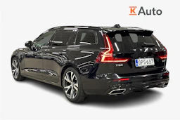 musta Volvo V60 2020 kuva 2.