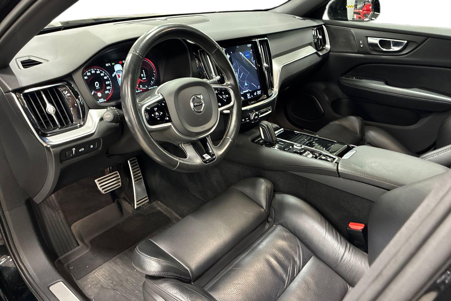 Volvo V60 T6 TwE AWD R-Design Aut. 2020, kuva 6/33