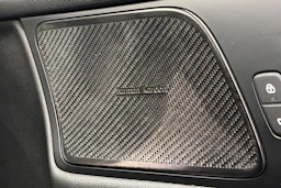 musta Volvo V60 2020 kuva 33.
