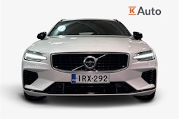 valkoinen Volvo V60 2020 kuva 5.